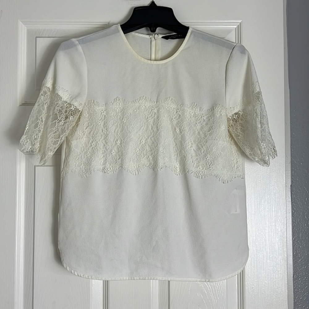 ZARA LACE CREAM‎ TOP
